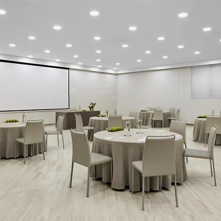 Nh Stadium Hotel