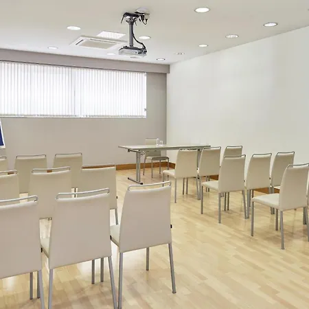 Nh Stadium 4* Βαρκελώνη