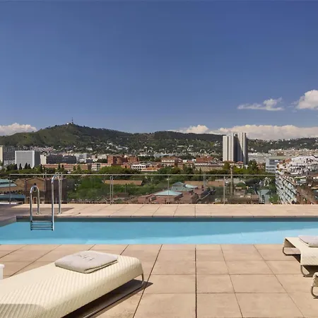 Ξενοδοχείο Nh Stadium 4*