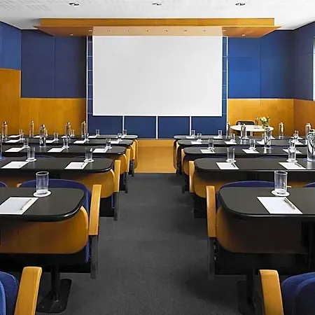 Nh Stadium Hotel