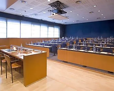 Szálloda Nh Stadium 4*