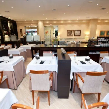 Nh Stadium Отель 4*