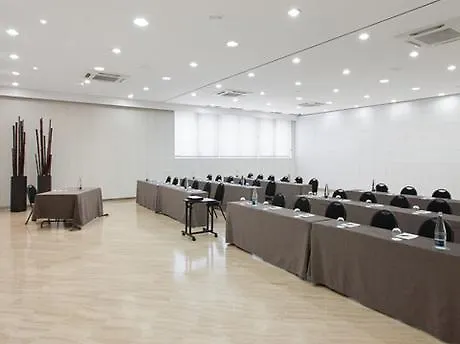 إن إتش ستاديوم فندق برشلونة