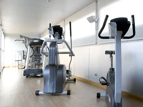 إن إتش ستاديوم 4*