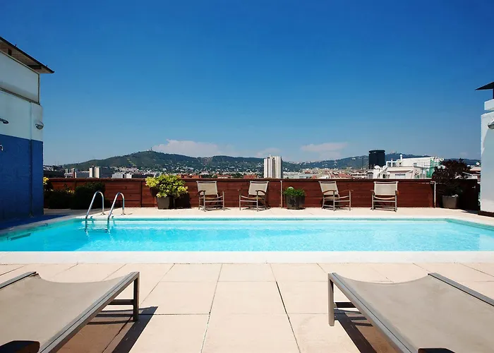 إن إتش ستاديوم برشلونة