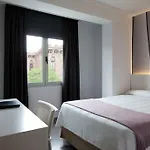 Hotel Nh Stadium Barcelona