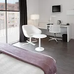 Nh Stadium Hotel