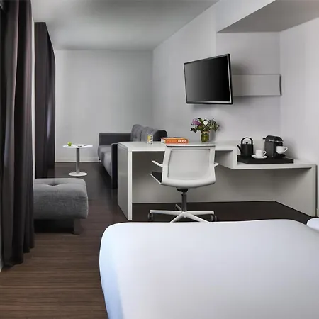 Hotel Nh Stadium Barcelona