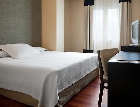 Hotel Nh Stadium Barcelona