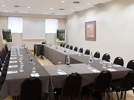Hotel Nh Stadium 4*